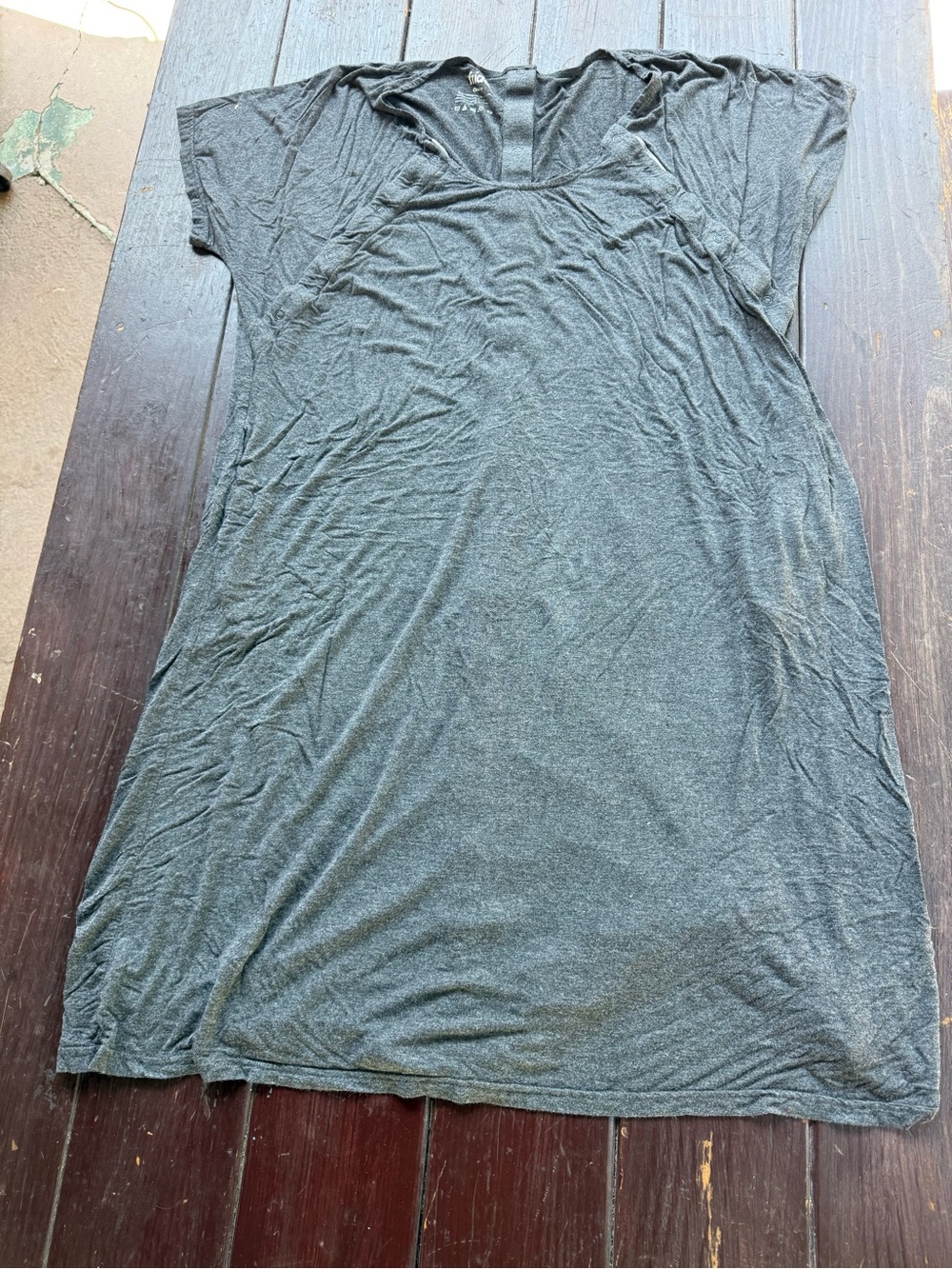 Frida Mom Women’s One Size Gray Button All Over Delivery and Nursing Gown